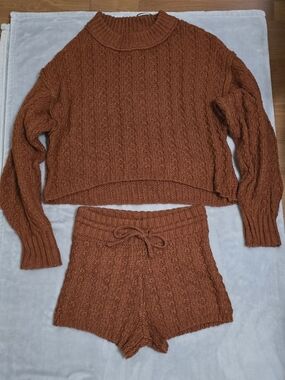 Love Tree Rust Cable-Knit Cropped Sweater & Shorts Set
